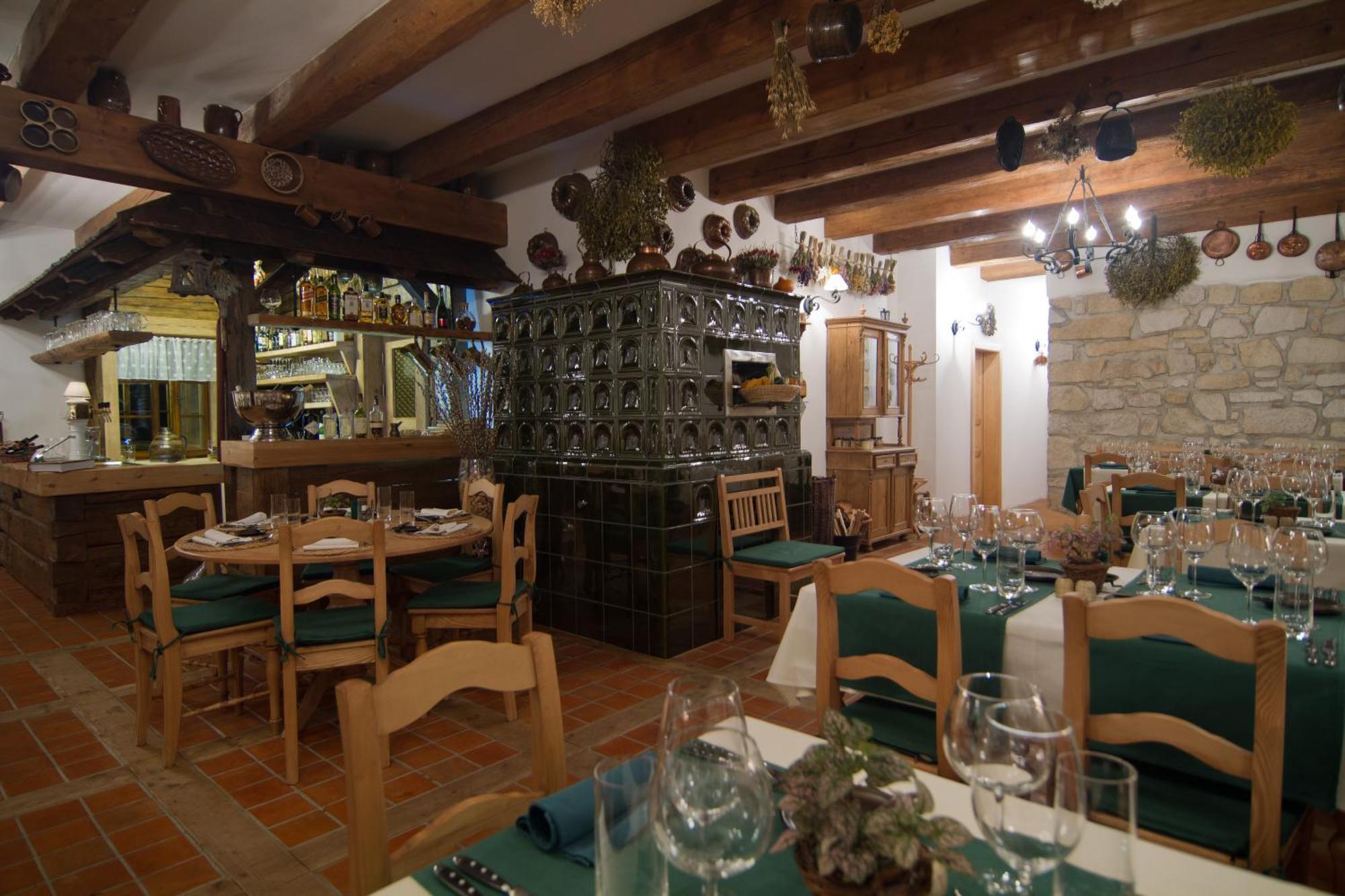 Penzion Pivnice - Jitravsky Dvorec Rynoltice Exterior foto